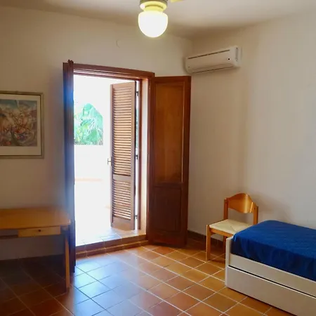 Sapphire 43, Plemmirio's Oasis * بليميرو